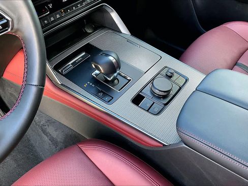 Used 2025 MAZDA CX-70 3.3 Turbo w/ Premium Plus Pkg image 16