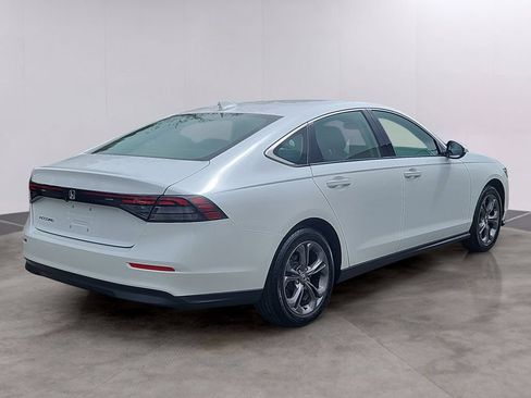Certified 2023 Honda Accord EX image 4