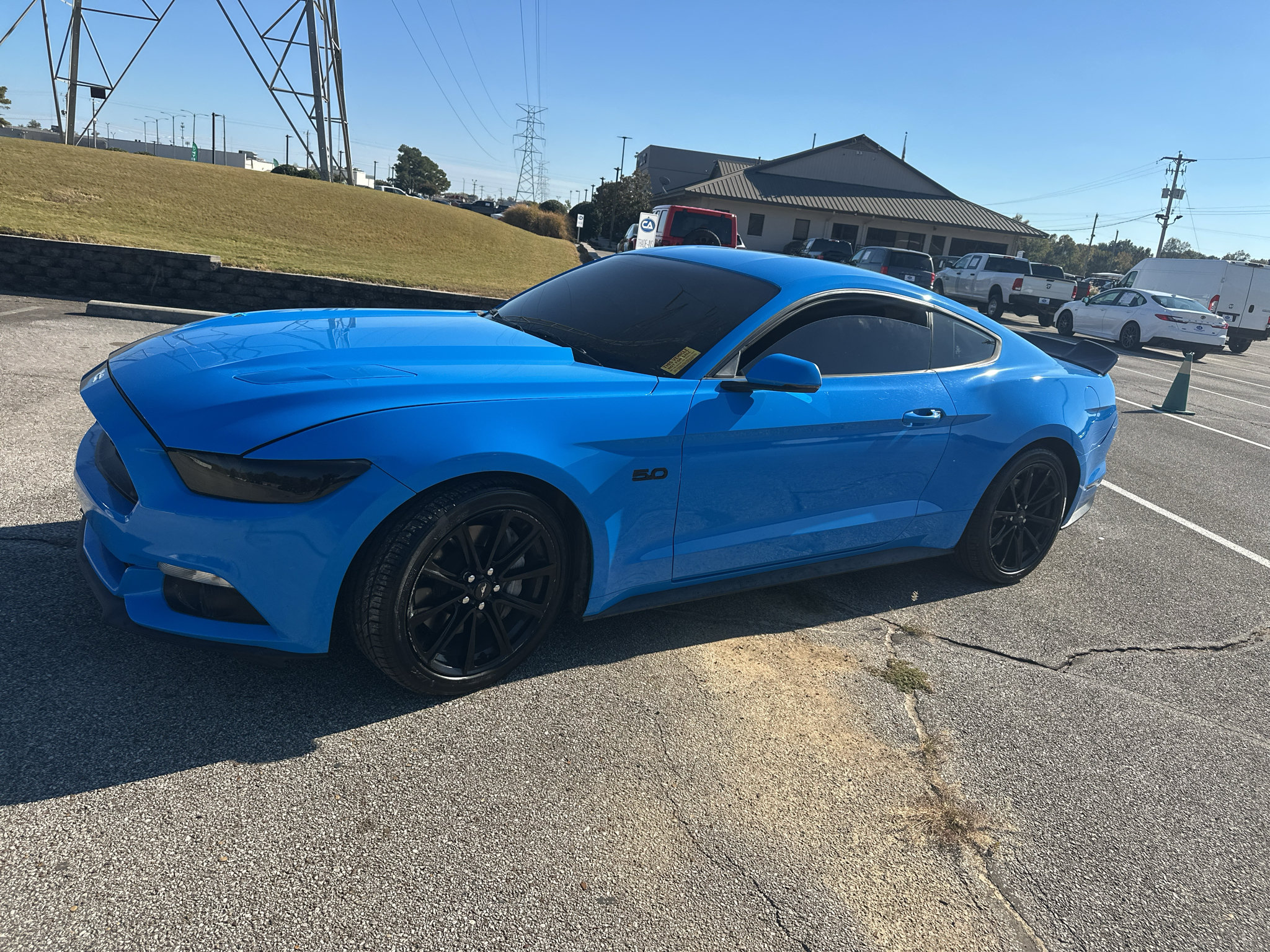 Used 2017 Ford Mustang GT Premium RWD image 12