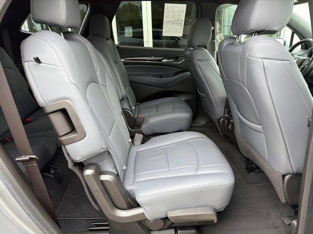 Used 2023 Buick Enclave Essence w/ Sport Touring Edition AWD/4WD image 17