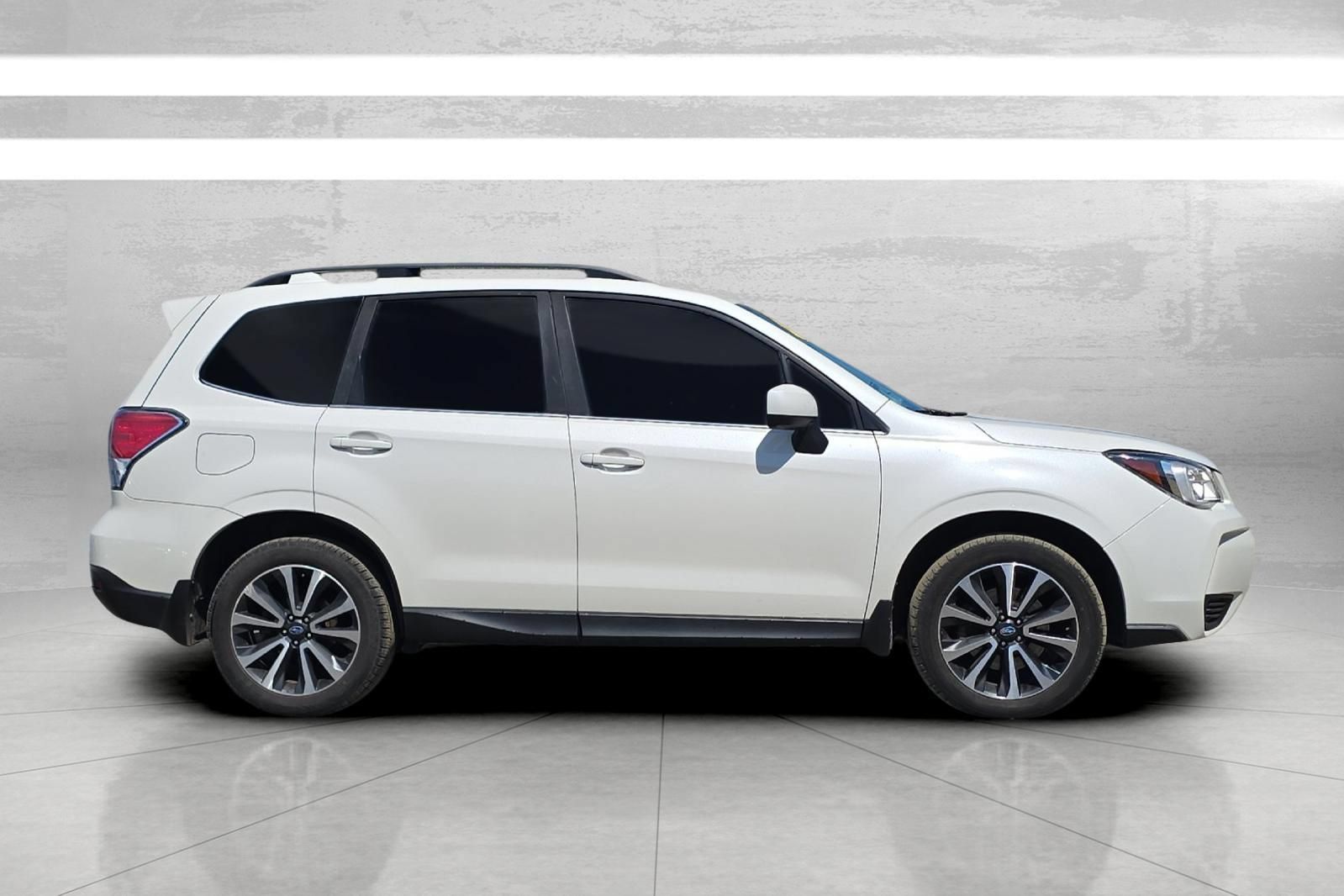 Used 2017 Subaru Forester 2.0XT Premium AWD/4WD image 3