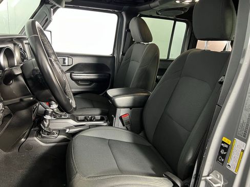 Used 2021 Jeep Wrangler Unlimited Sport image 23