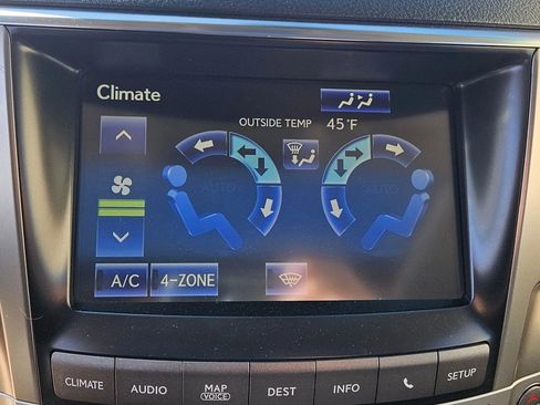 Used 2014 Lexus LX 570 4WD image 33