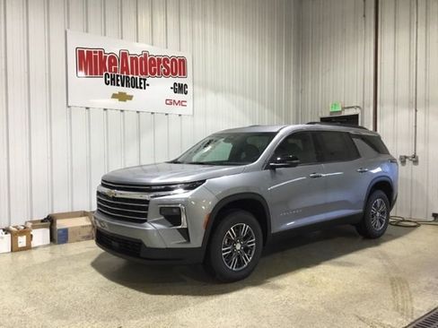 New 2026 Chevrolet Traverse LT w/ LPO, Floor Liner Package image 1