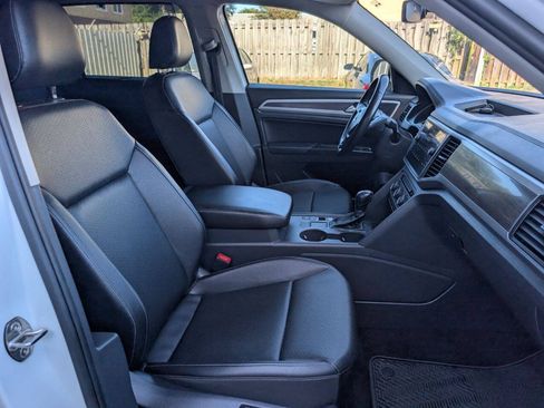 Used 2018 Volkswagen Atlas SE FWD image 29