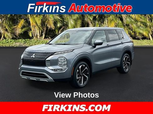 Used 2023 Mitsubishi Outlander SE FWD image 1