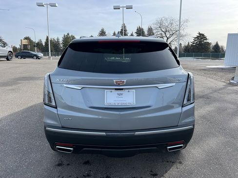 New 2026 Cadillac XT5 Sportv w/ LPO, Floor Liner Package image 4