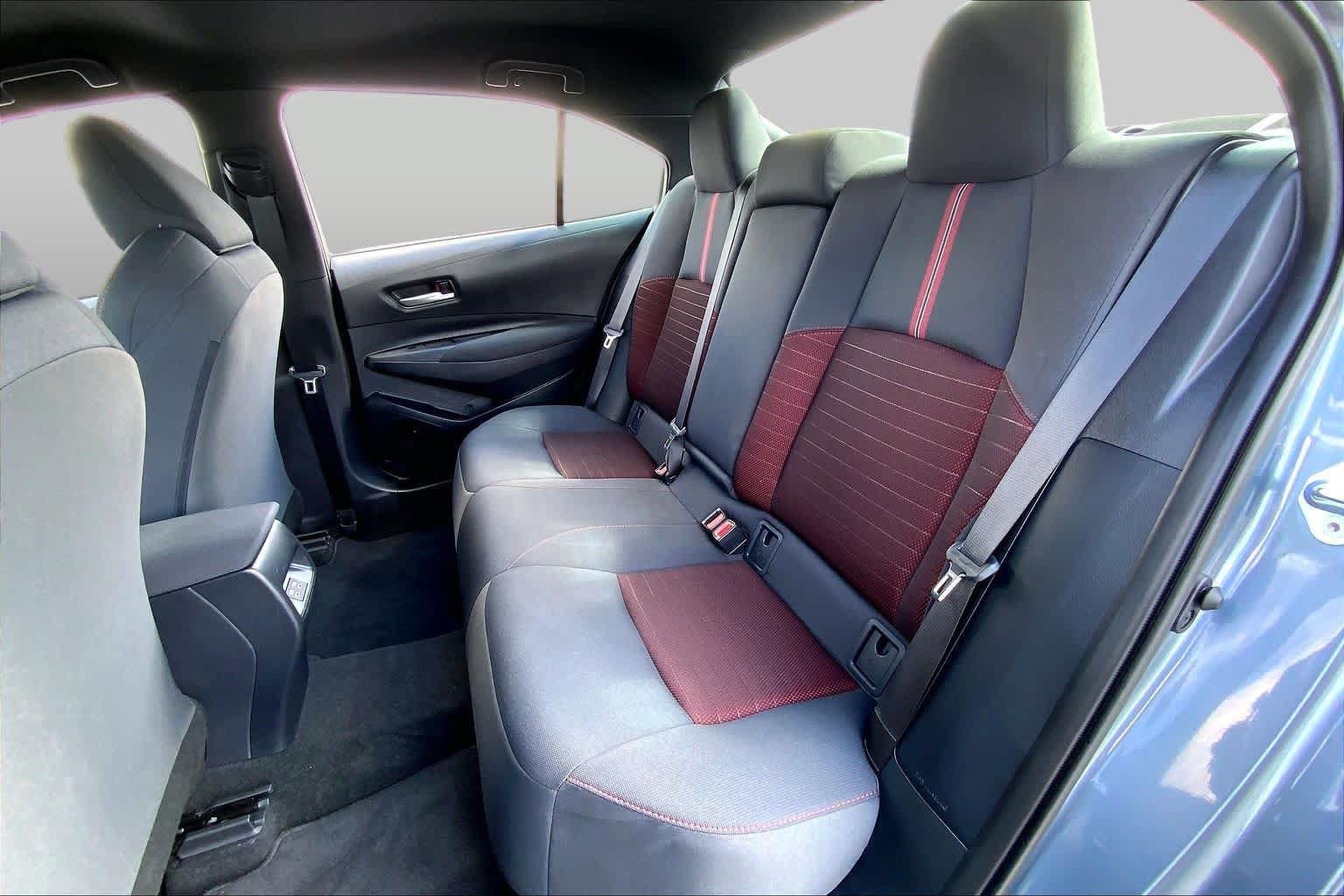 Certified 2026 Toyota Corolla SE w/ SE Package FWD image 20