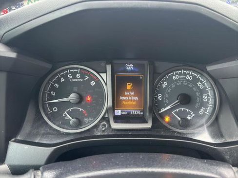 Certified 2021 Toyota Tacoma TRD Off-Road w/ Technology Package image 24