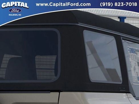 New 2025 Ford Bronco 4-Door image 25