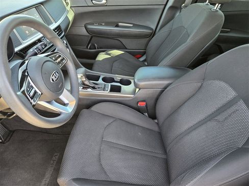 Used 2019 Kia Optima LX image 18