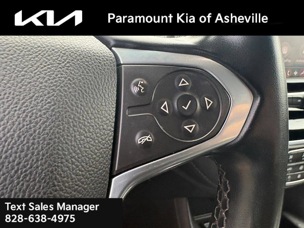Used 2023 Chevrolet Traverse LT FWD image 13