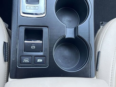 Used 2017 Subaru Outback 2.5i Limited image 18