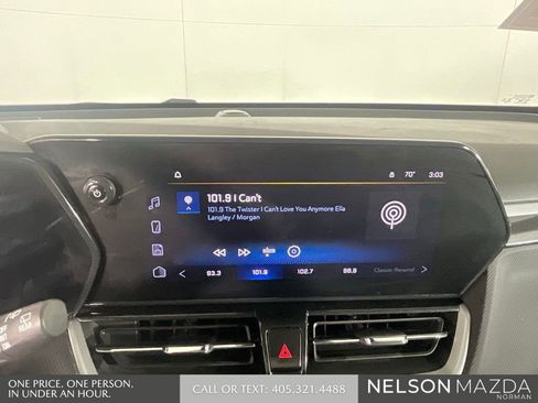 Used 2024 Chevrolet TrailBlazer LT w/ Driver Confidence Package FWD image 32