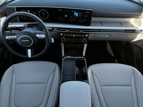 New 2026 Hyundai Tucson Limited image 11