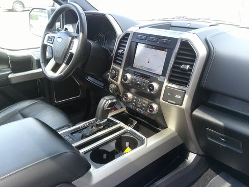 Used 2019 Ford F150 Lariat w/ Equipment Group 502A Luxury image 24