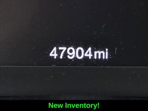 Certified 2023 Jeep Renegade Latitude AWD/4WD image 32