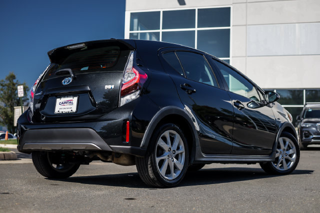 Used 2018 Toyota Prius C Four FWD image 19