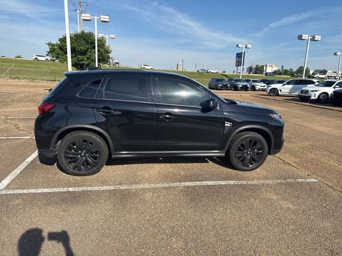 Used 2022 Mitsubishi Outlander Sport LE AWD/4WD image 4
