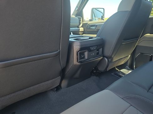 New 2026 Chevrolet Silverado 2500 ZR2 AWD/4WD image 19