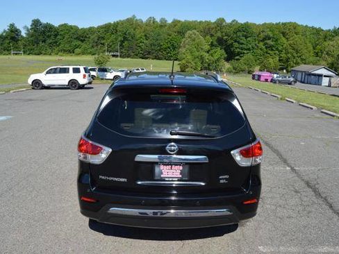 Used 2014 Nissan Pathfinder SL w/ SL Tech Package AWD/4WD image 10