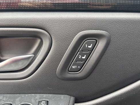 Used 2025 Honda Pilot Elite image 10