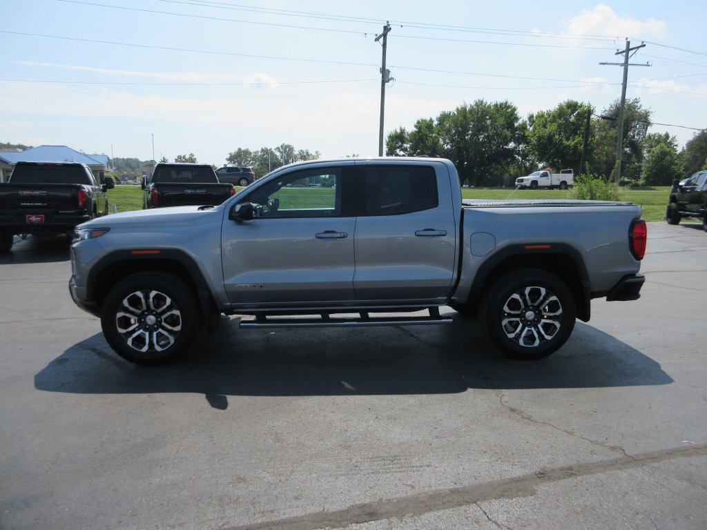 Certified 2023 GMC Canyon AT4 w/ AT4 Premium Package AWD/4WD image 13