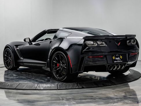 Used 2016 Chevrolet Corvette Z06 w/ 2LZ Preferred Equipment Group RWD image 13