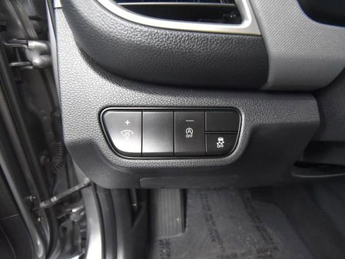 Used 2021 Kia Seltos LX image 28