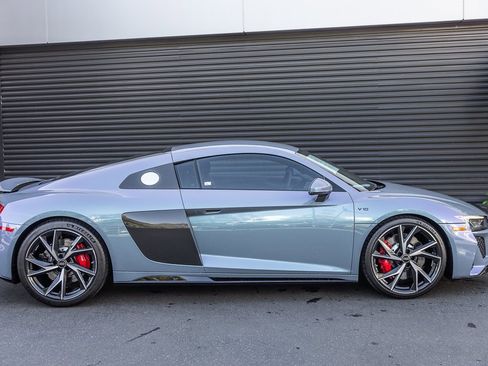 Used 2023 Audi R8 V10 performance image 8