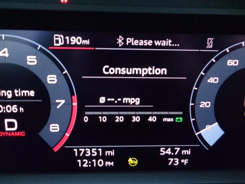 Used 2024 Audi Q3 2.0T Premium image 18