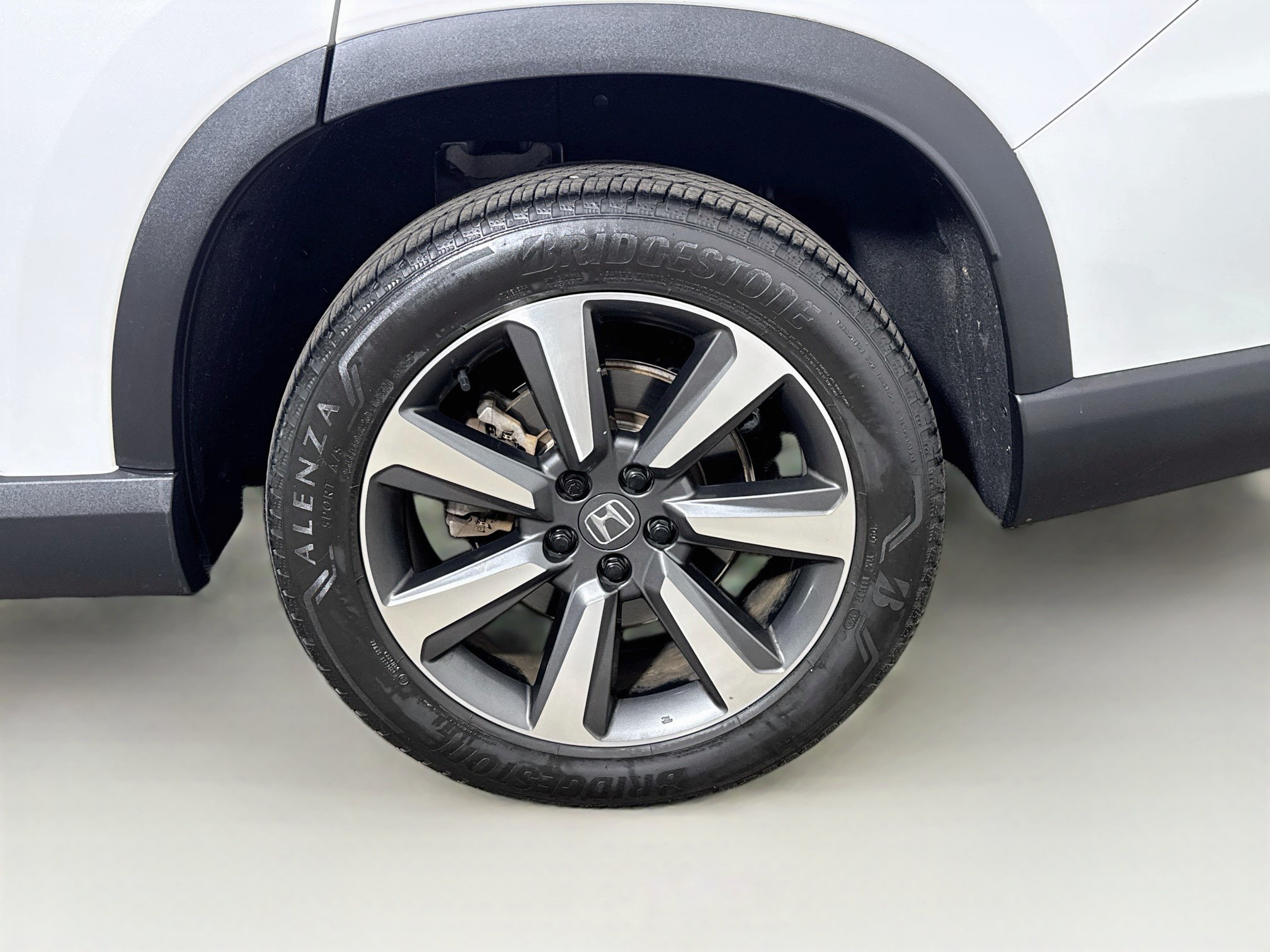 Used 2023 Honda Pilot Elite image 32