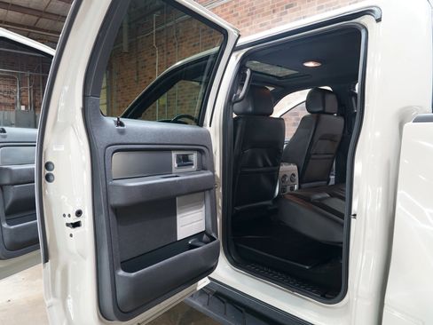 Used 2013 Ford F150 Raptor w/ Luxury Equipment Group image 42