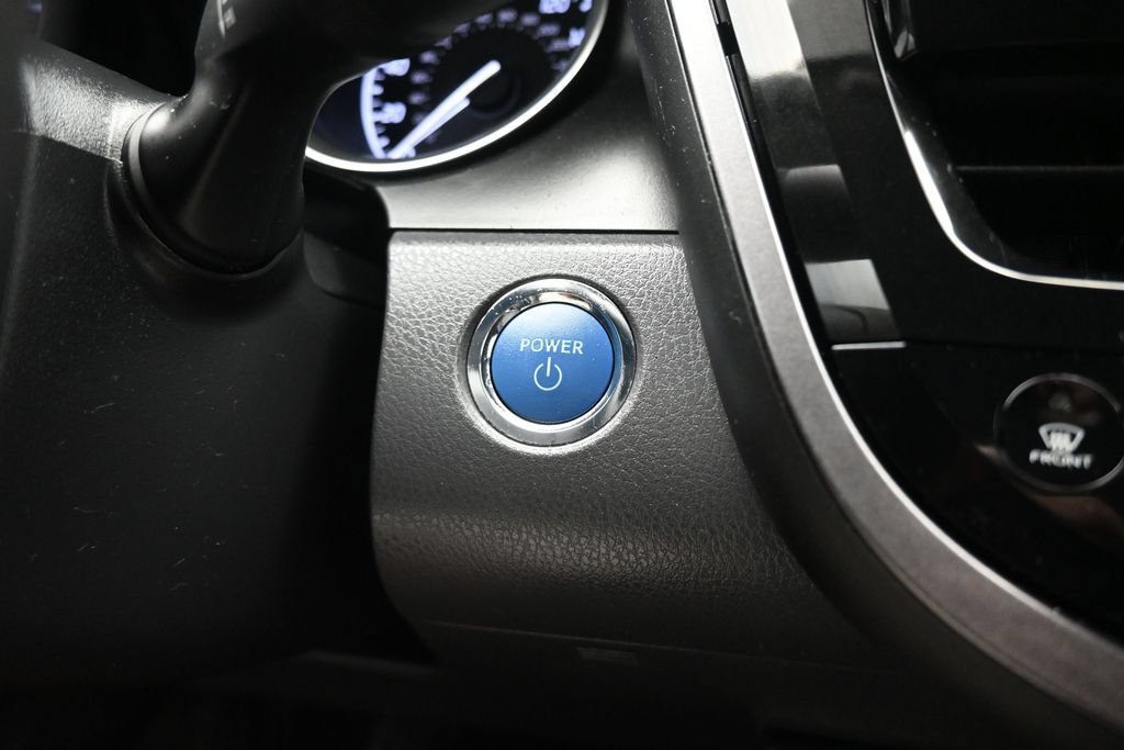Used 2021 Toyota Camry LE FWD image 20