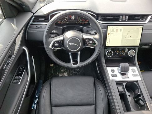 New 2025 Jaguar F-PACE R-Dynamic S AWD/4WD image 9