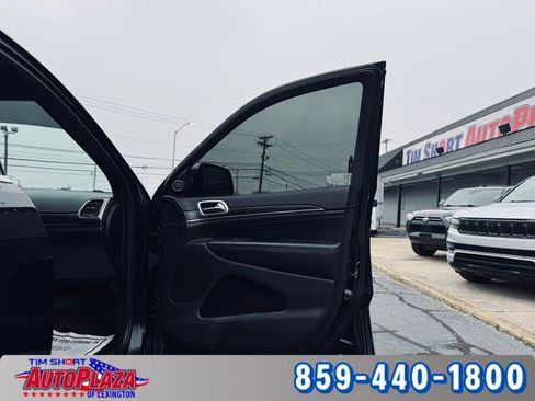 Used 2019 Jeep Grand Cherokee Limited image 56