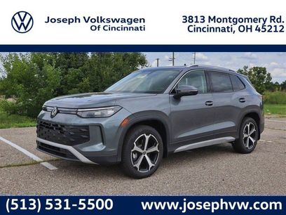 New 2025 Volkswagen Tiguan SE