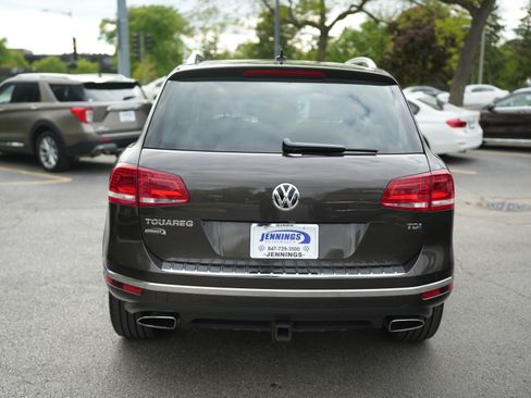 Used 2015 Volkswagen Touareg Executive AWD/4WD image 6
