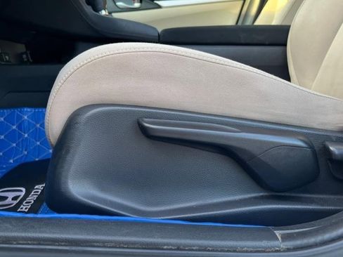 Used 2018 Honda Civic LX image 12