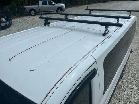 Used 2015 Ford Transit 350 XLT image 28