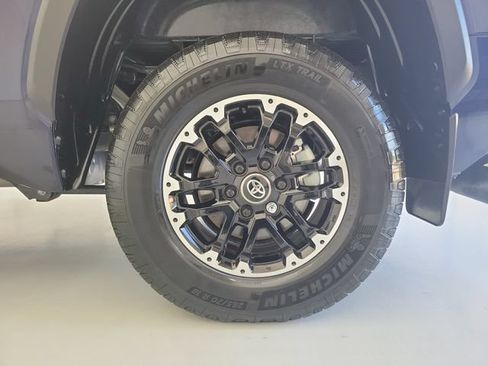 Used 2026 Toyota Tundra SR5 w/ TRD Off-Road Premium Package AWD/4WD image 11