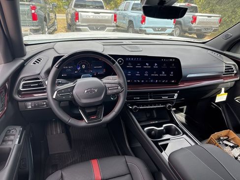 New 2026 Chevrolet Traverse RS w/ LPO, Floor Liner Package image 11