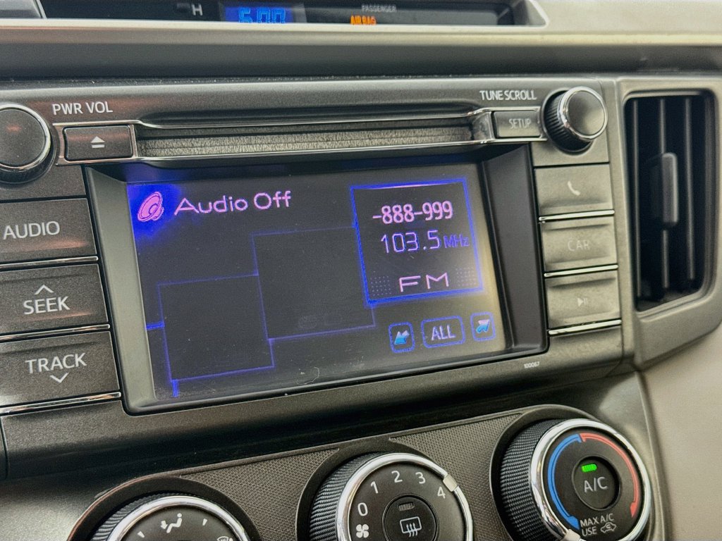 Used 2013 Toyota RAV4 LE FWD image 16