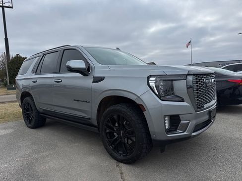 Used 2024 GMC Yukon Denali Ultimate image 2