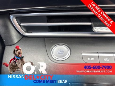 Used 2025 Hyundai Elantra SEL FWD image 29