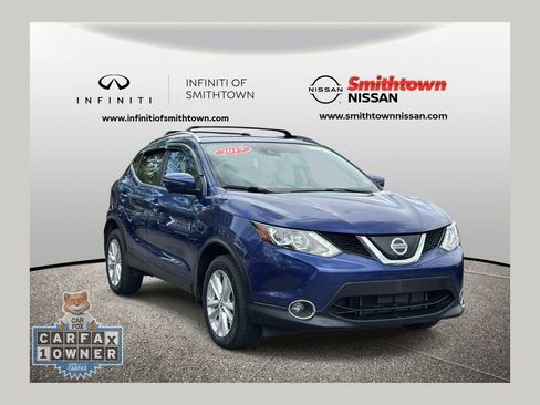 Used 2019 Nissan Rogue Sport SV w/ Technology Package AWD/4WD image 1