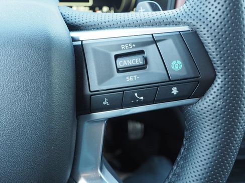 Used 2025 Mitsubishi Outlander SEL AWD/4WD image 28