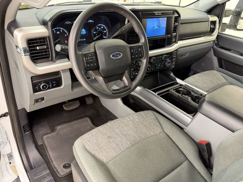 Certified 2025 Ford F250 XLT w/ FX4 Off-Road Package AWD/4WD image 4