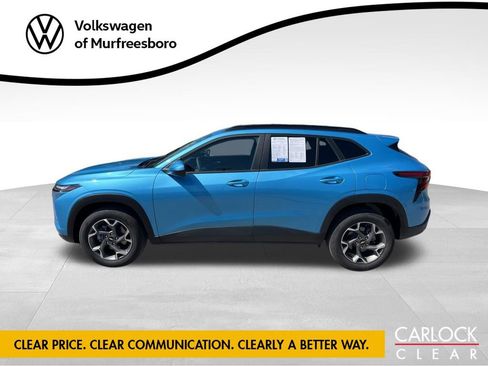 Used 2025 Chevrolet Trax LT w/ Driver Confidence Package FWD image 4