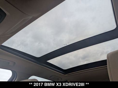 Used 2017 BMW X3 xDrive28i AWD/4WD image 4